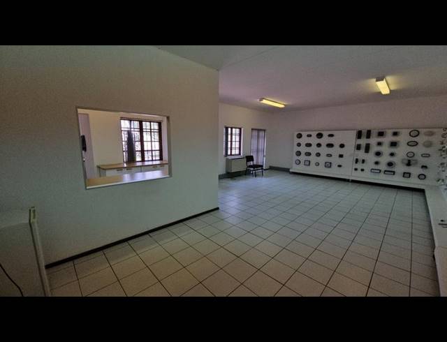 INDUSTRIAL PROPERTY TO RENT IN ALLANDALE